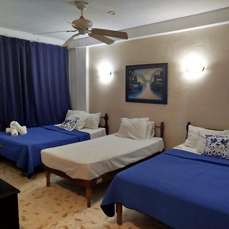 Hotel Coral Канкун Екстериор снимка